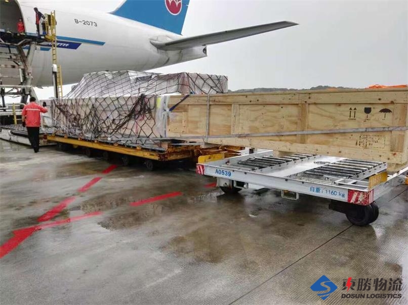 超長貨物運輸?shù)较愀?  height=