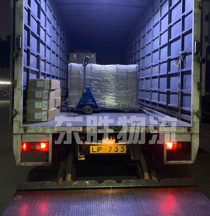 佛山到香港物流運輸卸貨圖，佛山至香港往返運輸公司