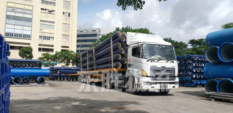 杭州到香港物流，從杭州發貨到香港價格，杭州到香港的運輸專線，深圳東勝物流中港平板車運輸圖